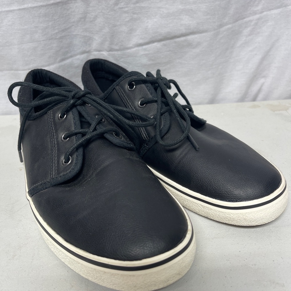 Apt 9 Men's Casual Slip On Canvas Sneaker Shoes, Black Size  8 1/2